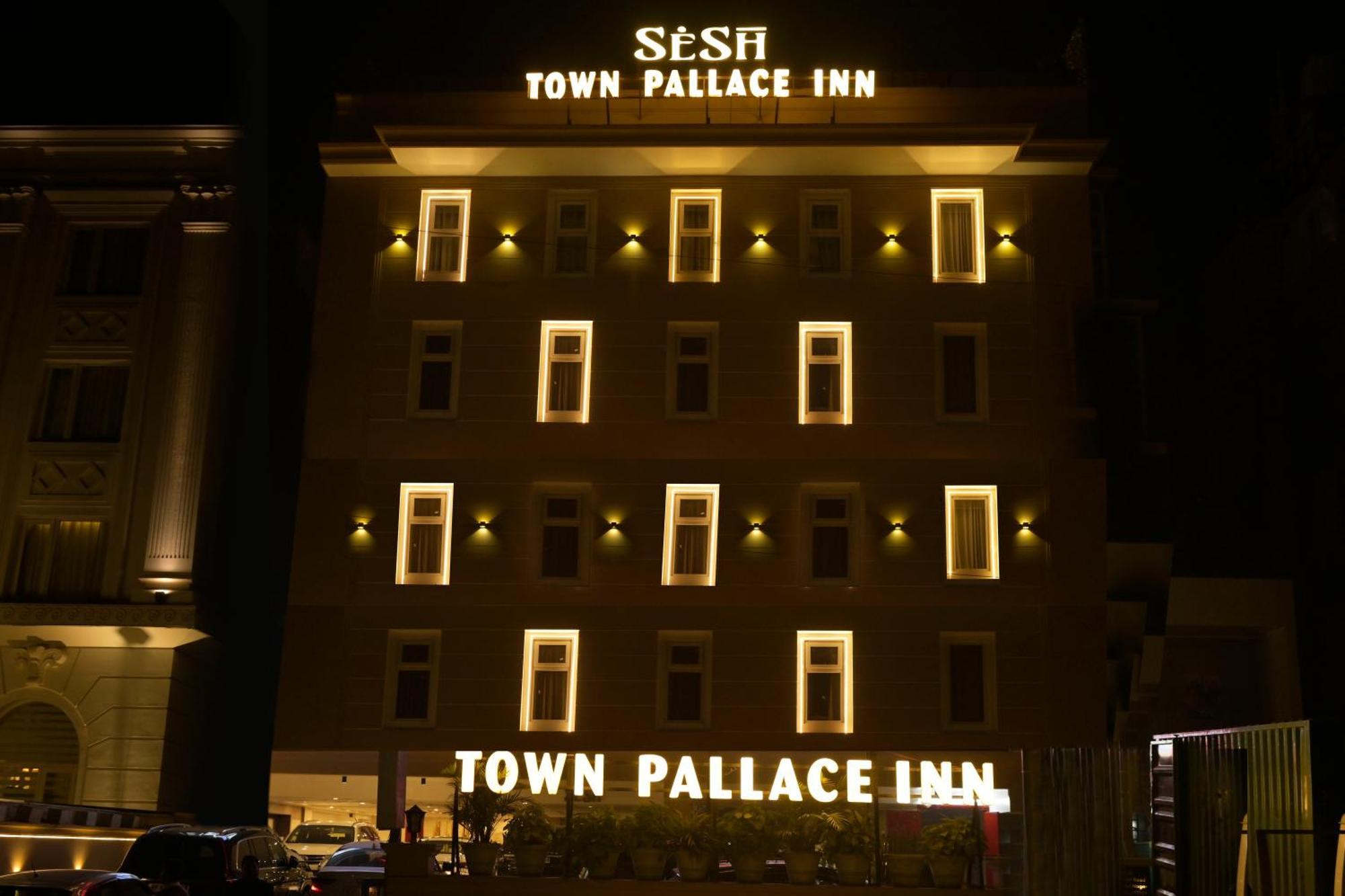 Hotel Town Grand Patel Nagar Neu-Delhi Exterior foto
