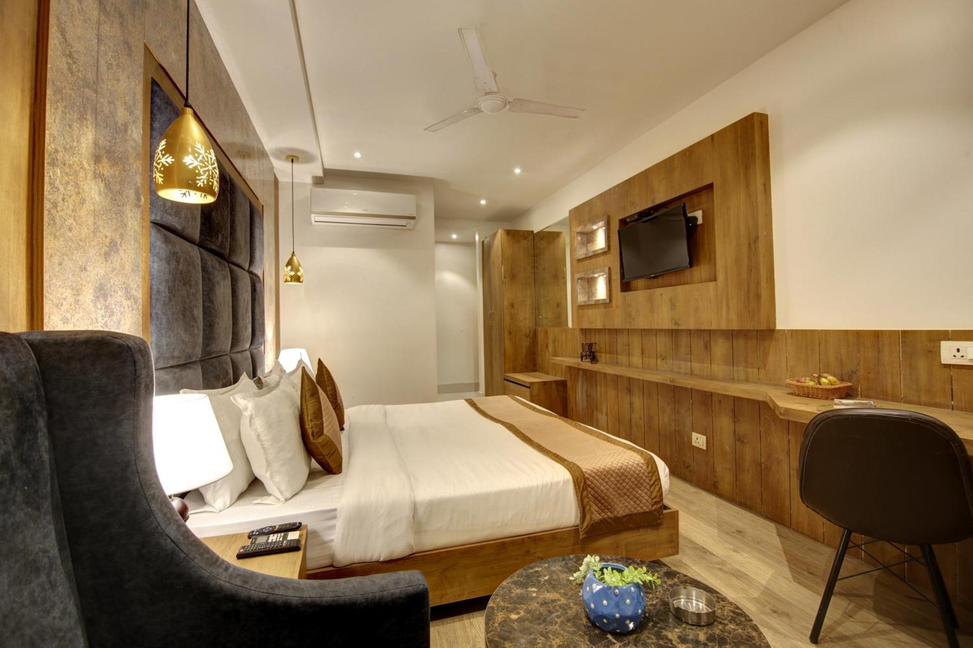 Hotel Town Grand Patel Nagar Neu-Delhi Exterior foto
