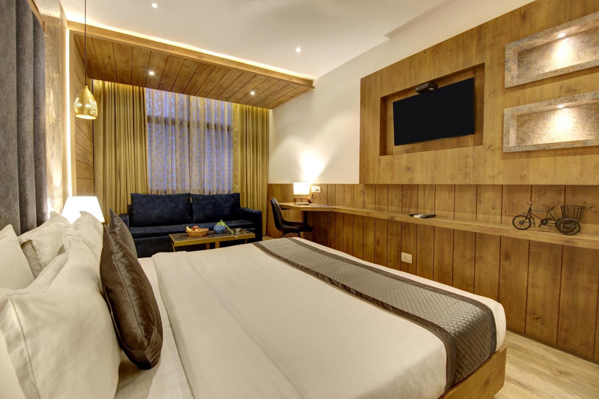 Hotel Town Grand Patel Nagar Neu-Delhi Exterior foto