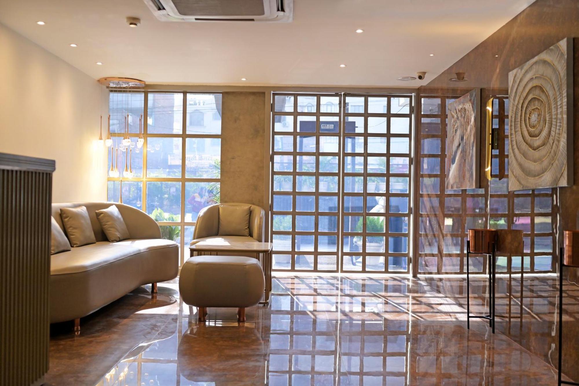 Hotel Town Grand Patel Nagar Neu-Delhi Exterior foto